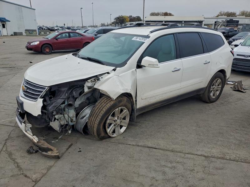 CHEVROLET TRAVERSE L 2014 with VIN 1GNKVHKD4EJ205001 - Photo from auction