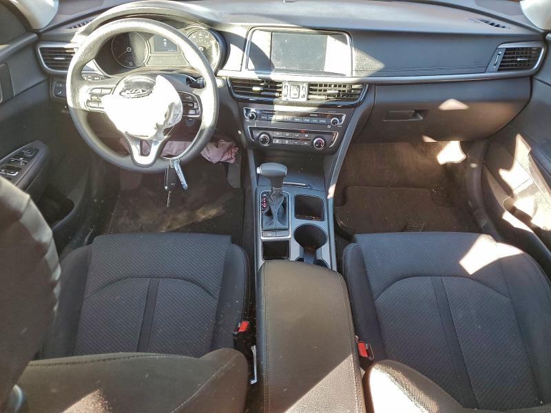 Photo 8 from auction – 2018 KIA OPTIMA with VIN 5XXGT4L33JG267765