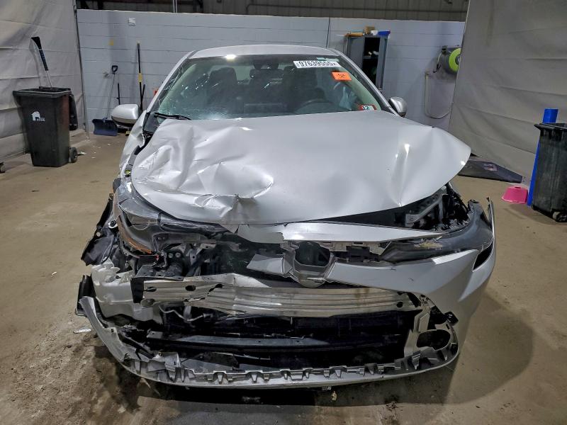 Photo 5 from auction – 2020 TOYOTA COROLLA LE with VIN JTDEBRBE3LJ009660