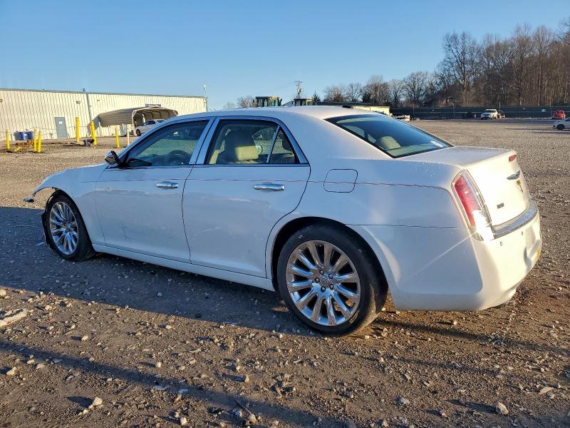 Photo 2 from auction – 2014 CHRYSLER 300C with VIN 2C3CCAETXEH119484