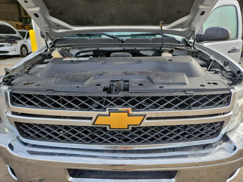 Photo 11 from auction – 2013 CHEVROLET SILVERADO with VIN 1GC2KXCG2DZ311922