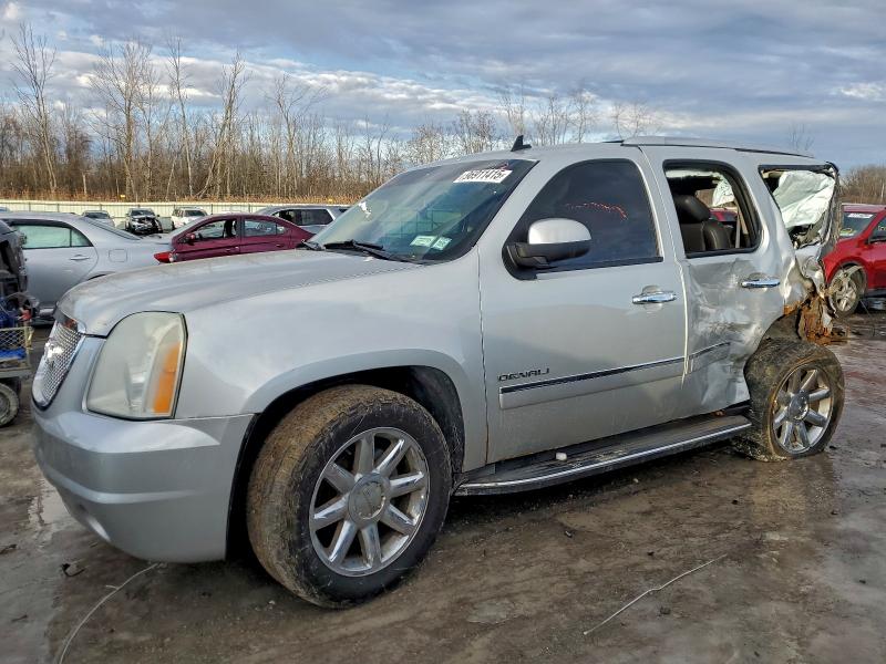 GMC YUKON DENA 2011 with VIN 1GKS2EEF5BR109182 - Photo from auction