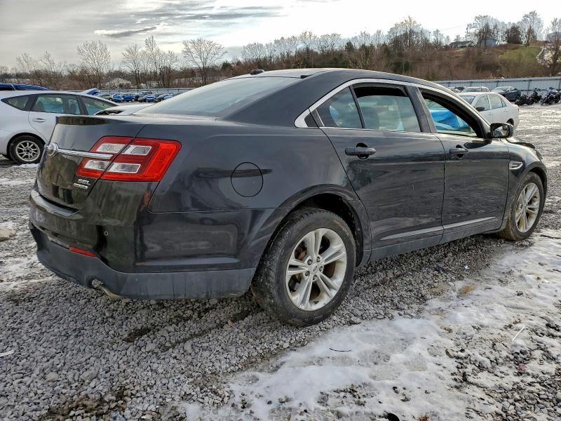 Photo 3 from auction – 2013 FORD TAURUS SEL with VIN 1FAHP2E87DG199091