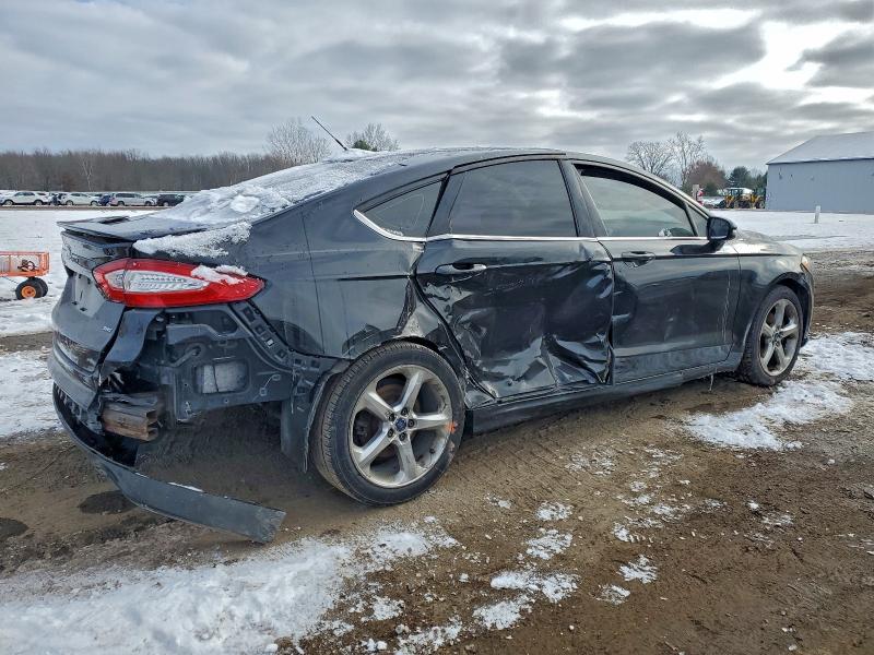 Photo 3 from auction – 2014 FORD FUSION with VIN 3FA6P0H72ER387977