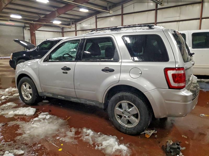 Photo 2 from auction – 2010 FORD ESCAPE XLT with VIN 1FMCU0D79AKD39012