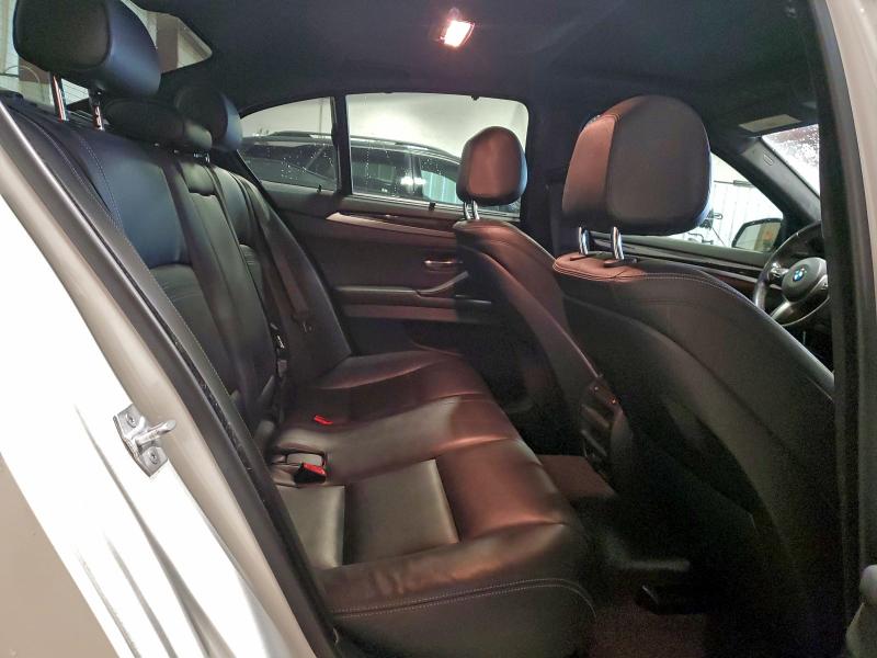 Photo 10 from auction – 2016 BMW 528 XI with VIN WBA5A7C54GG144796