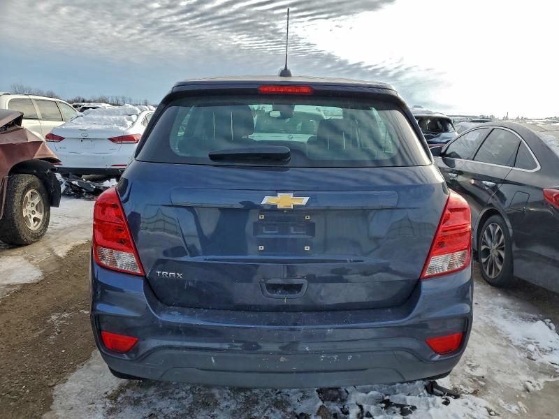Photo 6 from auction – 2018 CHEVROLET TRAX LS with VIN 3GNCJKSB2JL211491