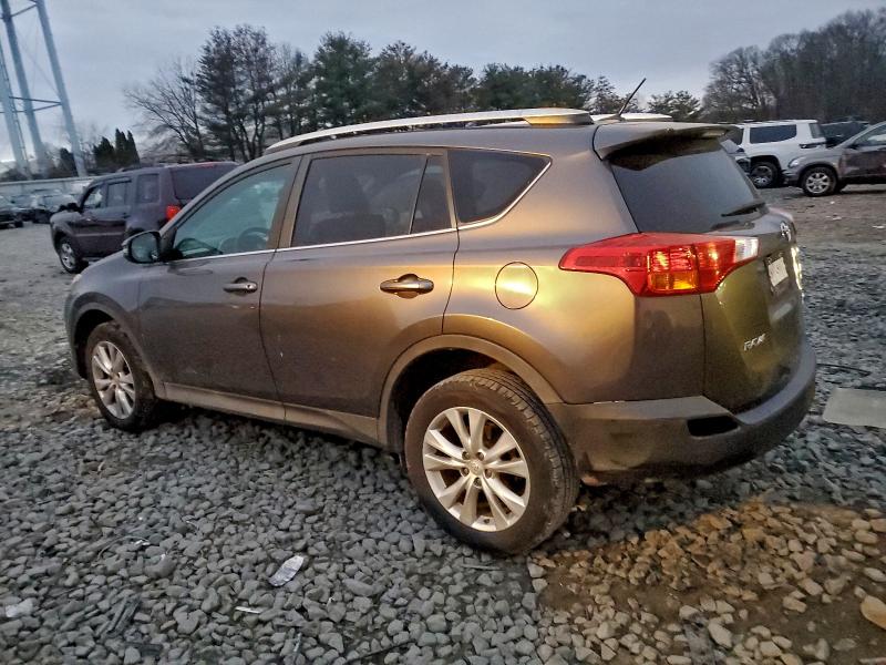 Photo 2 from auction – 2013 TOYOTA RAV4 LIMIT with VIN 2T3DFREV8DW101880