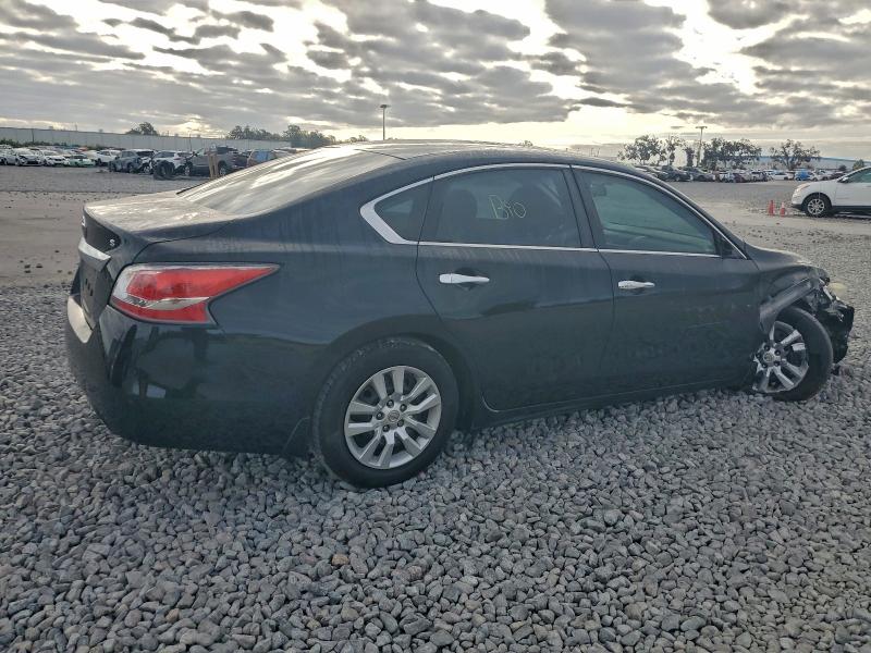 Photo 3 from auction – 2015 NISSAN ALTIMA 2.5 with VIN 1N4AL3AP2FC451615