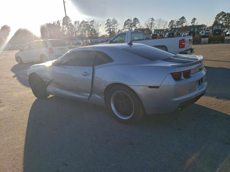 Photo 2 from auction – 2013 CHEVROLET CAMARO LS with VIN 2G1FA1E38D9146795