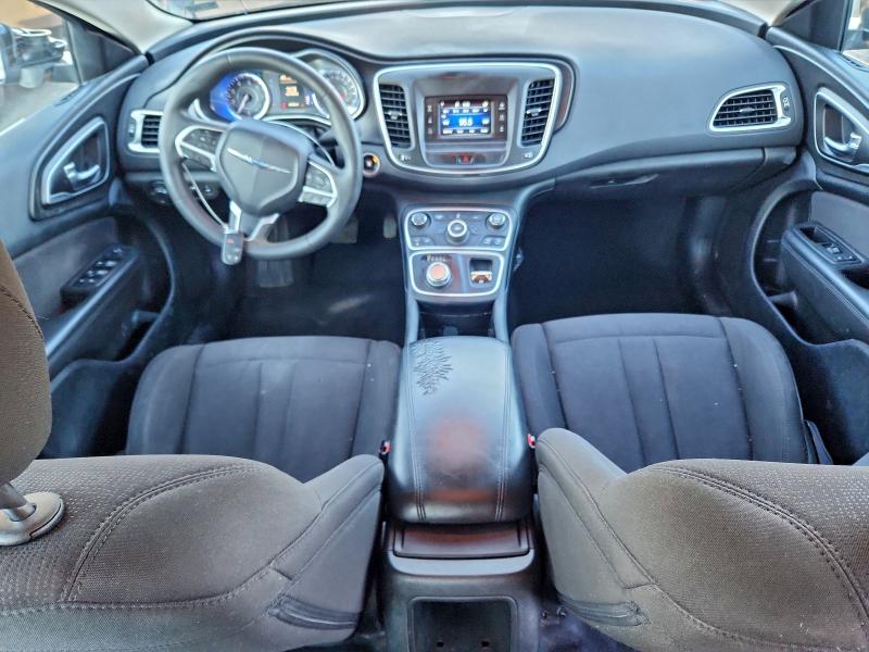 Photo 8 from auction – 2015 CHRYSLER 200 LIMITE with VIN 1C3CCCAB7FN502817