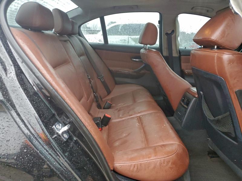 Photo 10 from auction – 2006 BMW 330 I with VIN WBAVB33516KS31475