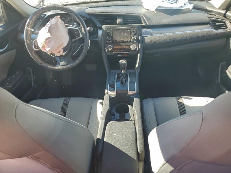 Photo 8 from auction – 2017 HONDA CIVIC LX with VIN 2HGFC2F57HH547596
