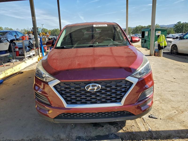 Photo 5 from auction – 2019 HYUNDAI TUCSON SE with VIN KM8J2CA47KU950252