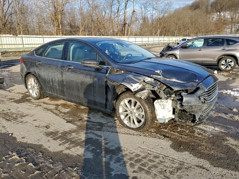 Photo 4 from auction – 2020 FORD FUSION SE with VIN 3FA6P0HD3LR165712