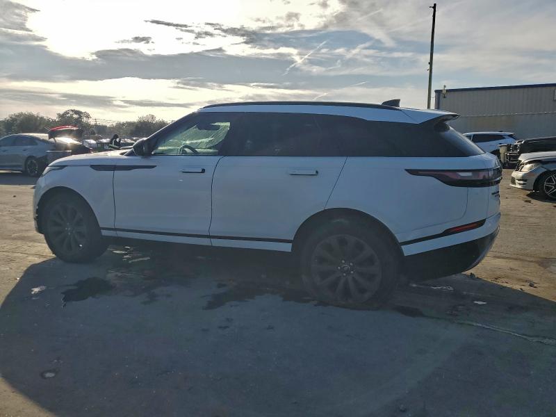 Photo 2 from auction – 2018 LAND ROVER RANGE ROVE with VIN SALYL2RX1JA775126