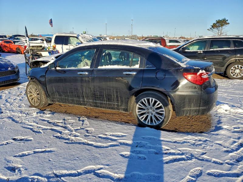 Photo 2 from auction – 2011 CHRYSLER 200 LIMITE with VIN 1C3BC2FB1BN582768