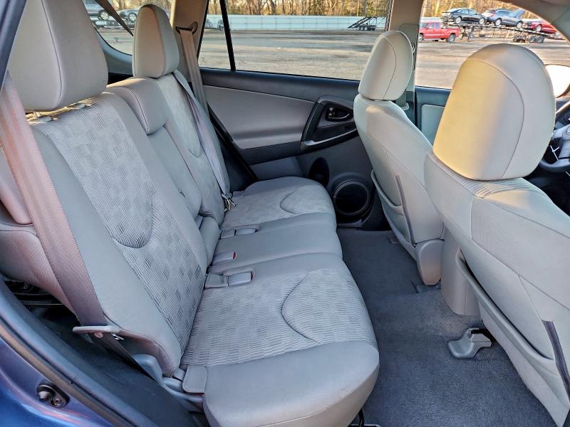 Photo 11 from auction – 2012 TOYOTA RAV4 with VIN 2T3BF4DVXCW219231