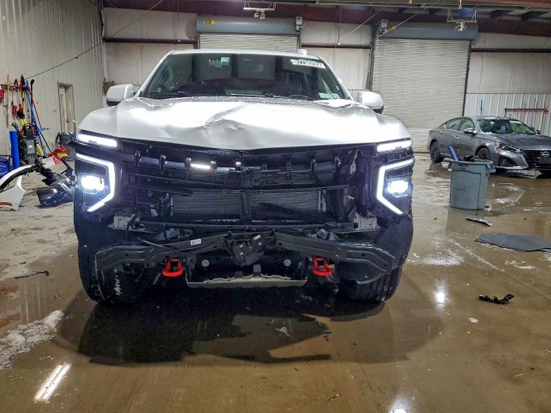 Photo 5 from auction – 2025 CHEVROLET SUBURBAN K with VIN 1GNS6DRD4SR304765