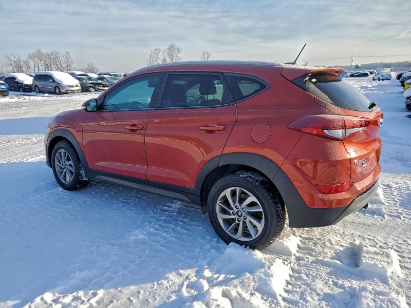 Photo 2 from auction – 2016 HYUNDAI TUCSON with VIN KM8J33A2XGU120514