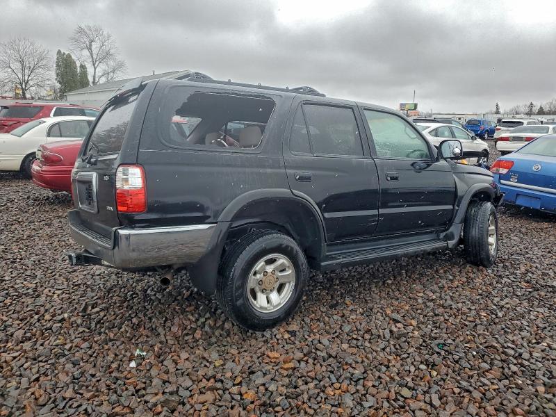 Photo 3 from auction – 2002 TOYOTA 4RUNNER SR with VIN JT3GN86R020237017