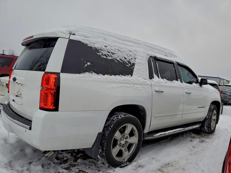Photo 3 from auction – 2016 CHEVROLET SUBURBAN K with VIN 1GNSKJKC1GR348256