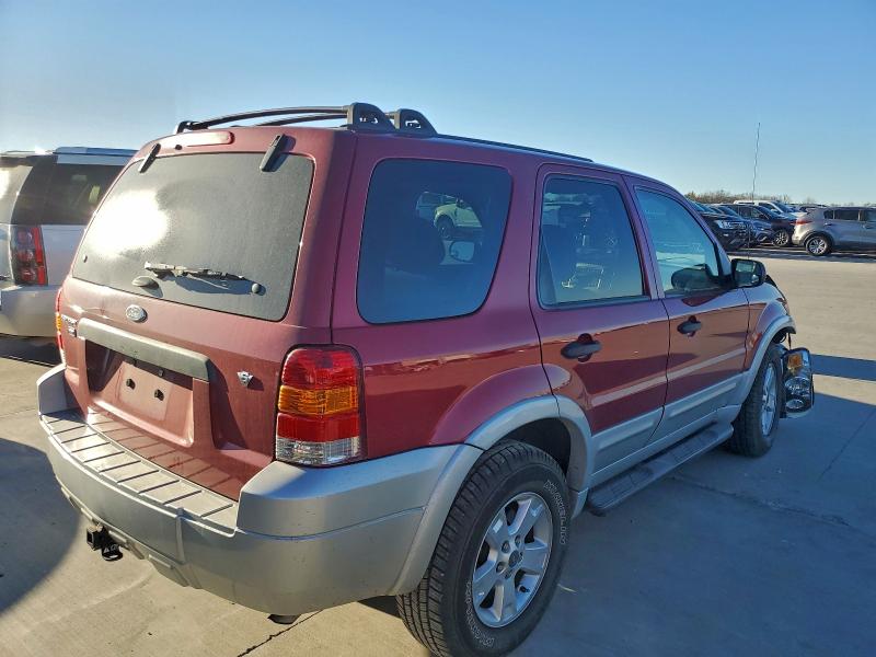 Photo 3 from auction – 2007 FORD ESCAPE XLT with VIN 1FMCU93177KB90707