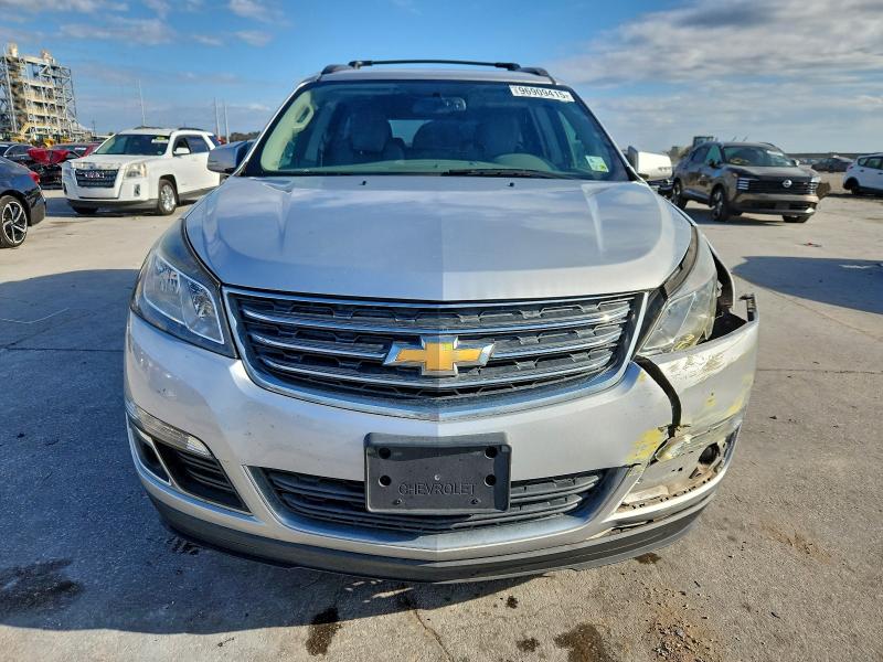 Photo 5 from auction – 2017 CHEVROLET TRAVERSE with VIN 1GNKRHKD5HJ185804
