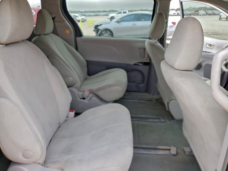 Photo 11 from auction – 2012 TOYOTA SIENNA BAS with VIN 5TDKA3DCXCS013349