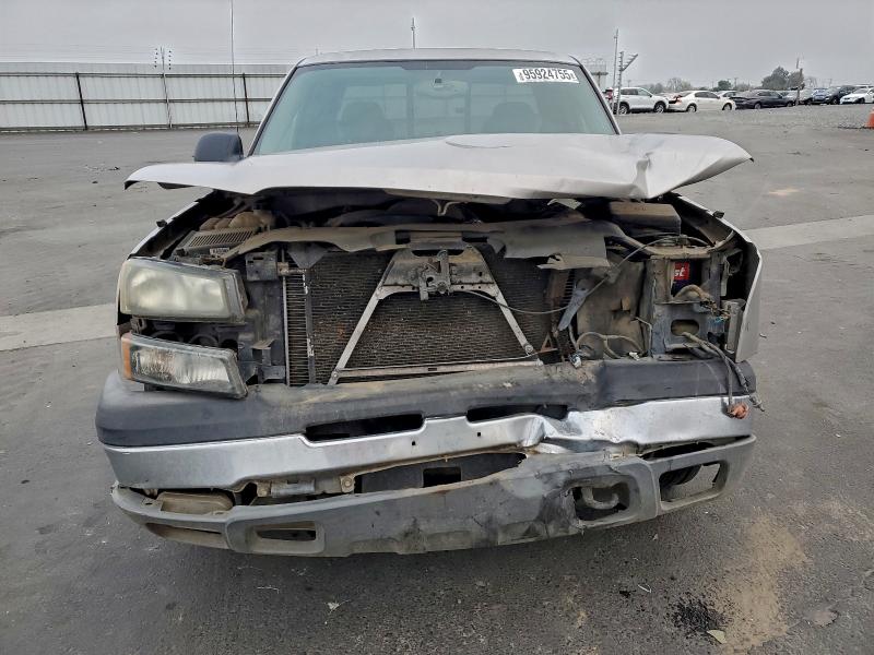 Photo 5 from auction – 2005 CHEVROLET SILVERADO with VIN 2GCEC19V551246104