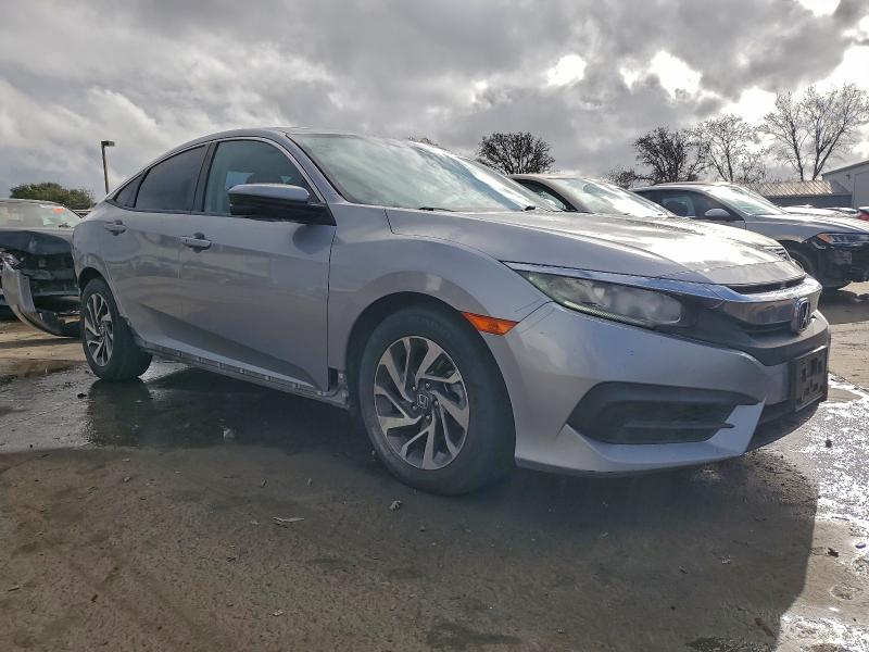 Photo 4 from auction – 2016 HONDA CIVIC EX with VIN 19XFC2F79GE237914