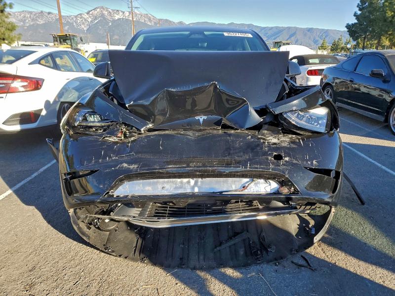 Photo 5 from auction – 2024 TESLA MODEL Y with VIN 7SAYGDEE5RA235891