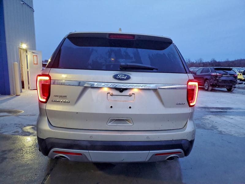 Photo 6 from auction – 2017 FORD EXPLORER L with VIN 1FM5K8F82HGE21468