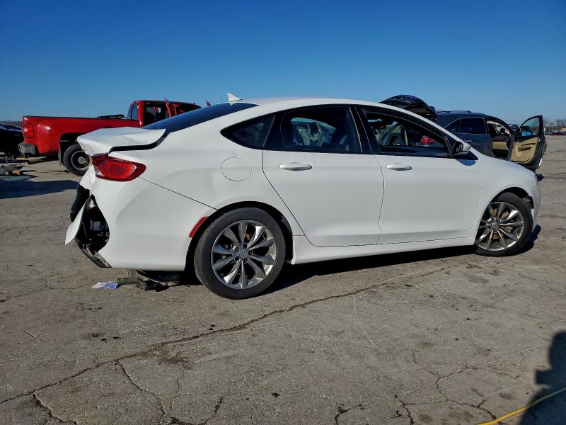Photo 3 from auction – 2015 CHRYSLER 200 S with VIN 1C3CCCBB5FN511711