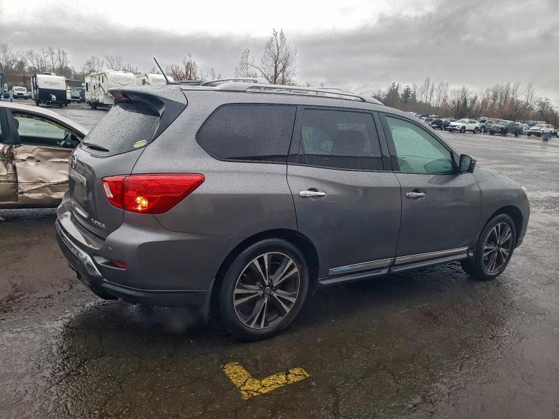 Photo 3 from auction – 2017 NISSAN PATHFINDER with VIN 5N1DR2MN8HC604197