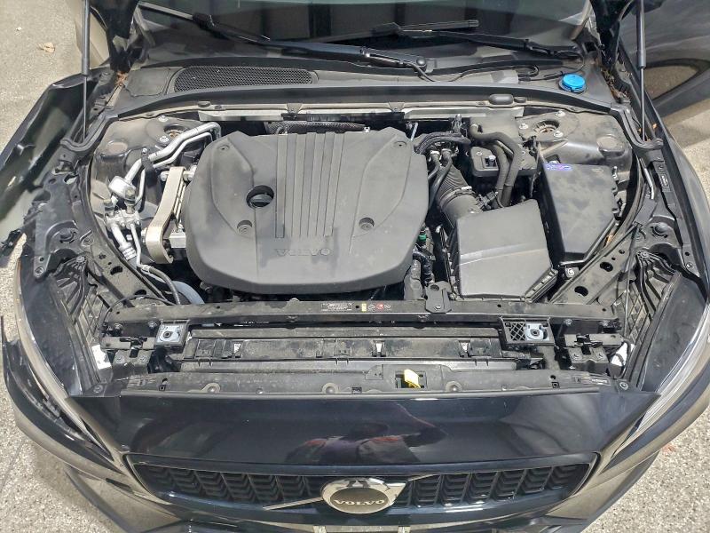 Photo 11 from auction – 2024 VOLVO S60 CORE with VIN 7JRL12TK7RG321283
