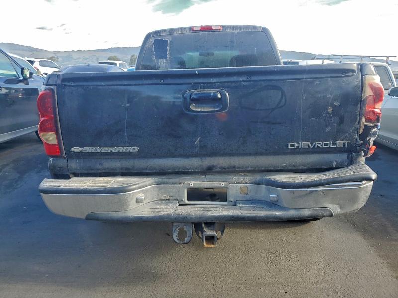 Photo 6 from auction – 2002 CHEVROLET SILVERADO with VIN 2GCEC19T421351758