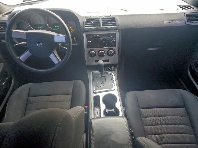 Photo 8 from auction – 2010 DODGE CHALLENGER with VIN 2B3CJ4DV5AH170330