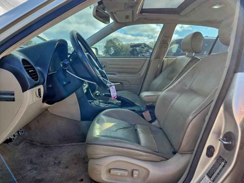 Photo 7 from auction – 2004 LEXUS IS 300 with VIN JTHBD192240092613