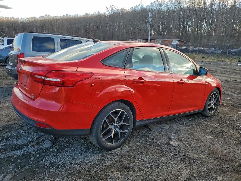 Photo 3 from auction – 2017 FORD FOCUS SE with VIN 1FADP3FE9HL289526