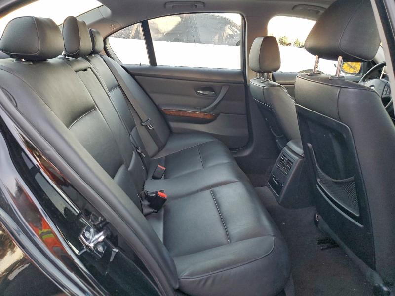 Photo 10 from auction – 2006 BMW 325 I with VIN WBAVB13586PT12934