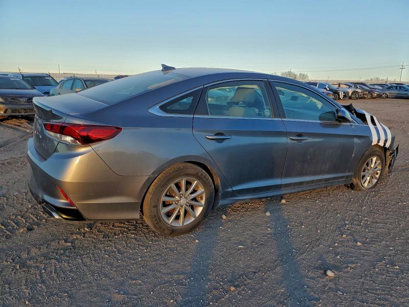 Photo 3 from auction – 2018 HYUNDAI SONATA SE with VIN 5NPE24AFXJH707489