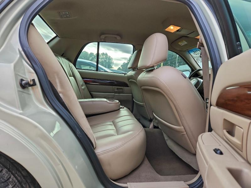 Photo 10 from auction – 2003 MERCURY GRAND MARQ with VIN 2MEHM75W93X700228