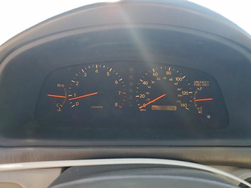 Photo 9 from auction – 1999 LEXUS ES 300 with VIN JT8BF28G0X5061056