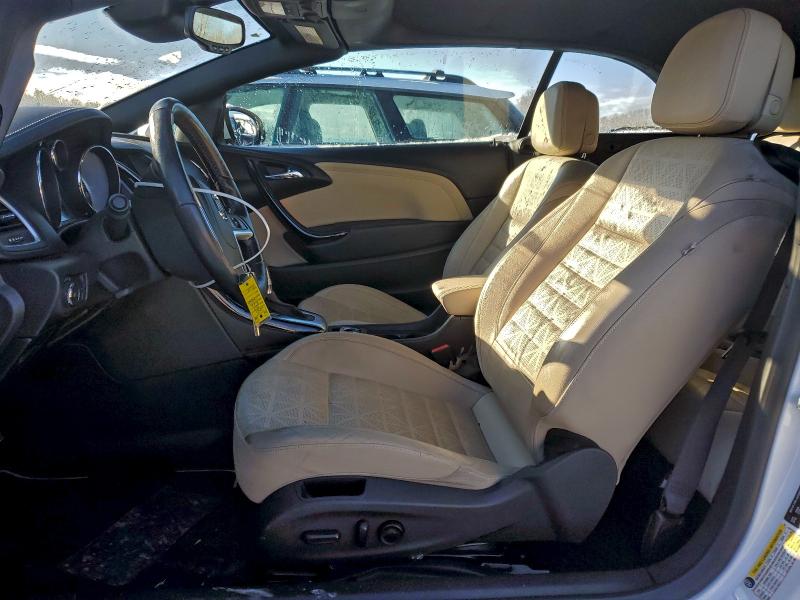 Photo 7 from auction – 2018 BUICK CASCADA PR with VIN W04WH3N57JG089500