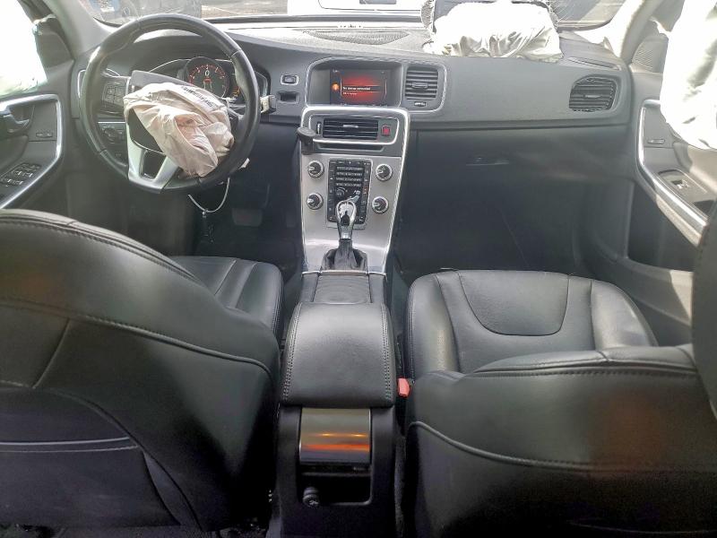 Photo 8 from auction – 2018 VOLVO S60 INSCRI with VIN LYV402TK3JB168651