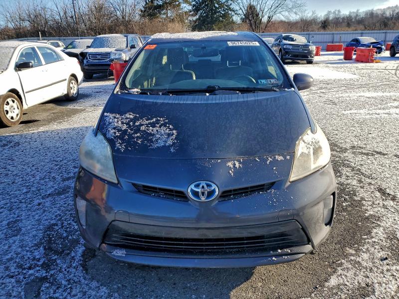 Photo 5 from auction – 2013 TOYOTA PRIUS with VIN JTDKN3DU0D1655297