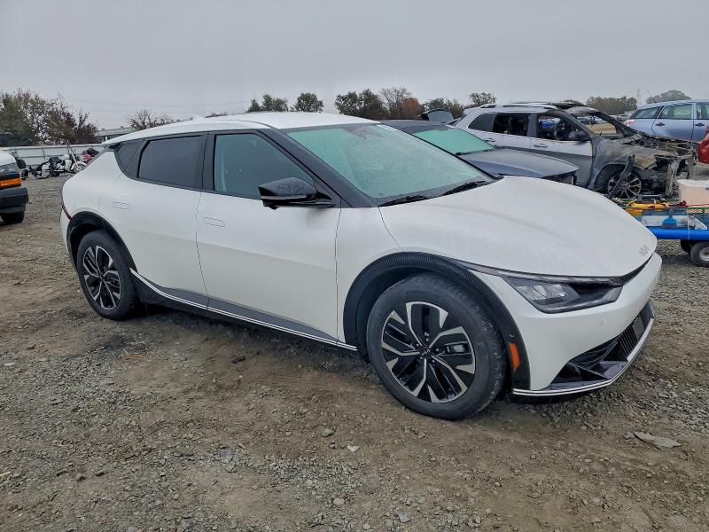 Photo 4 from auction – 2023 KIA EV6 LIGHT with VIN KNDC34LA1P5104638