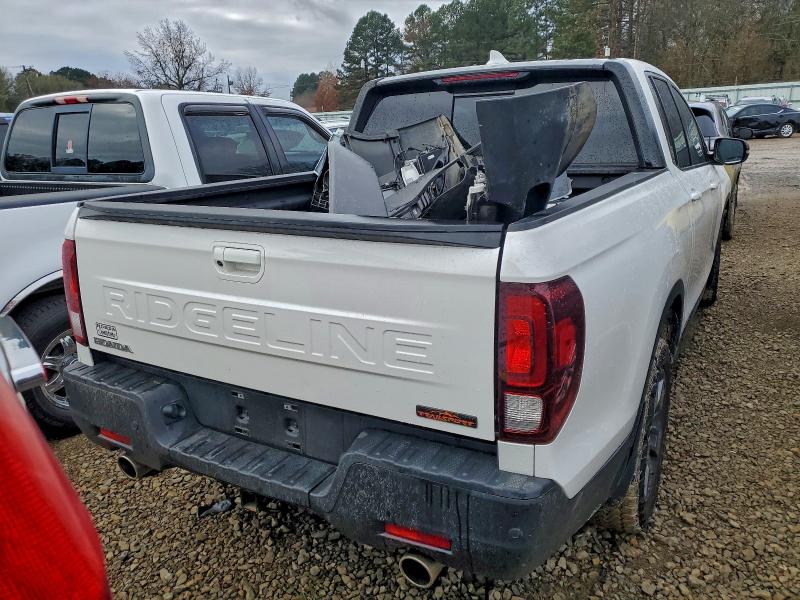 Photo 6 from auction – 2024 HONDA RIDGELINE with VIN 5FPYK3F62RB016779