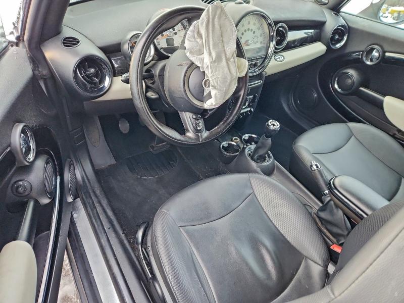 Photo 8 from auction – 2011 MINI COOPER with VIN WMWZN3C57BT265143